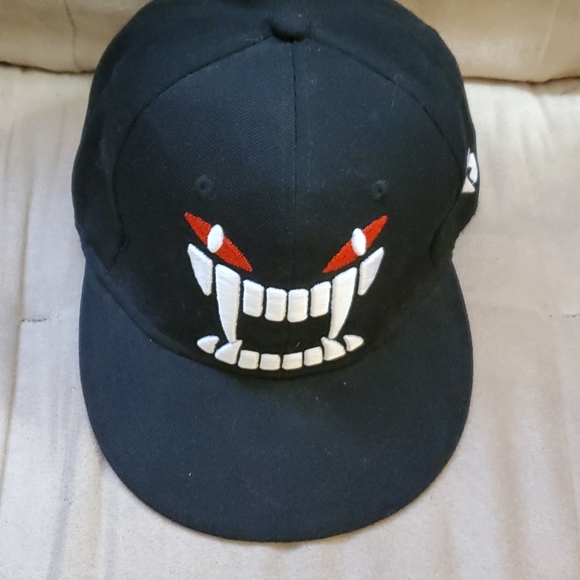 Wuke cap - Picture 2 of 4